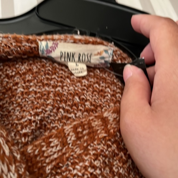 UsedCardigan - Picture 4 of 9